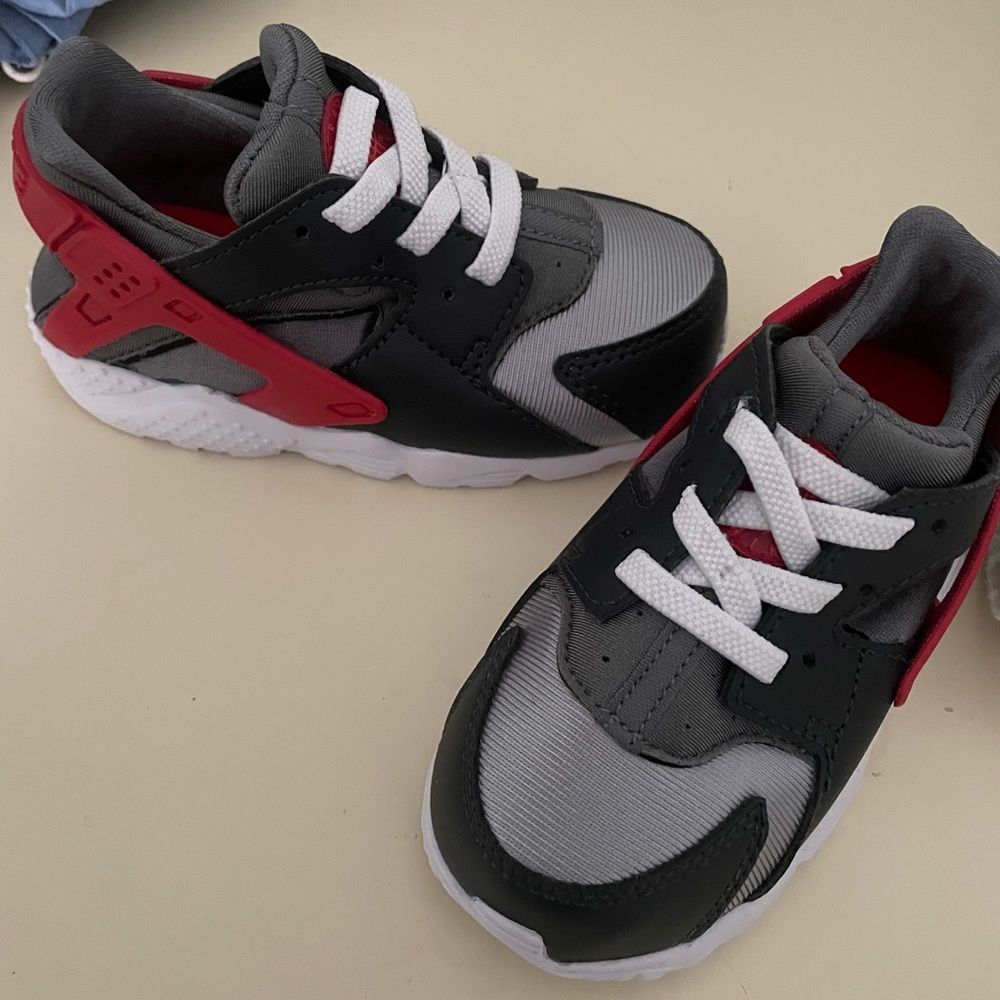Nike toddler huarache run